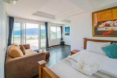 Patong Blue House Panorama View – 사진 6