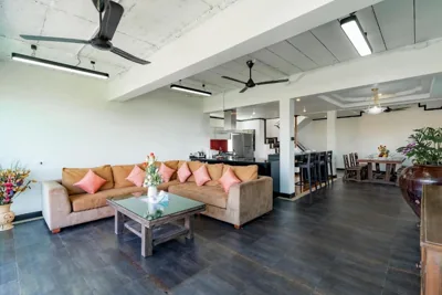 Patong Blue House Panorama View – 사진 11